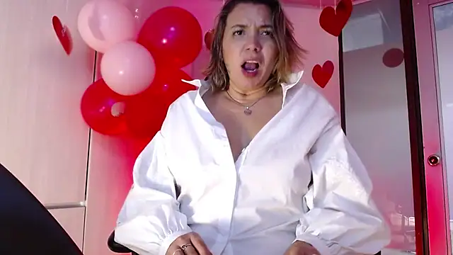 milfsecret69 Live XXX Chat