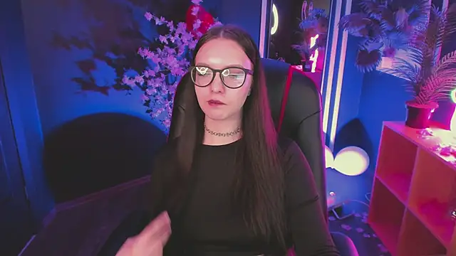 Emily_tender 即時 XXX 聊天