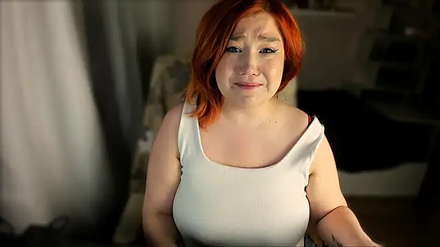 Vi-Vixen's Live XXX Chat