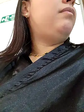 LizzRouse 라이브 XXX 채팅