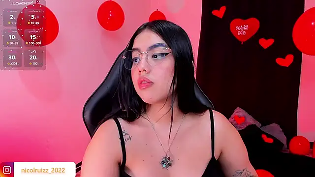 แชท XXX สดของ Nicolle_Ruizz