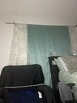 foreigntitts_ লাইভ XXX চ্যাট