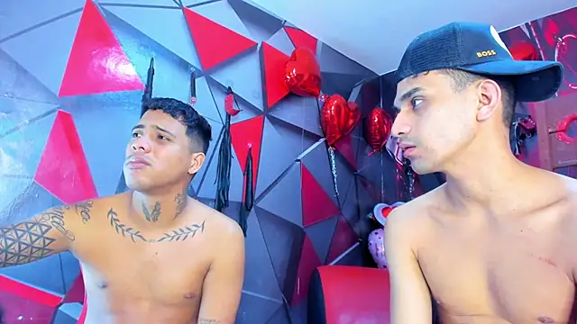 Hot_Boys_69 Webcam-Show