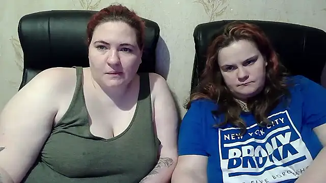 HollyXXXEva Live XXX Chat