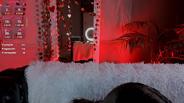 Kelly_Woods 现场XXX聊天