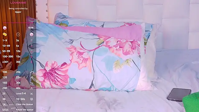 EbonyCoWorker Live XXX Chat