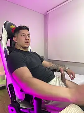 Show de webcam de _robertobaggioo