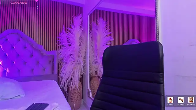 Violett_hott_: онлайн-секс-чат