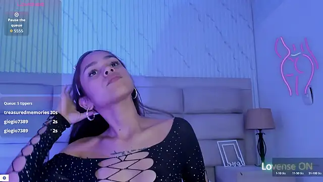 Chat XXX ao vivo de CarolineFyre