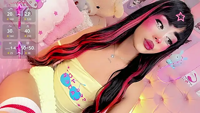 Pokazy przed kamerką – Cute_Roxxy