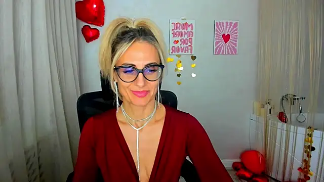 XXX chat uživo modela MuseOfStage