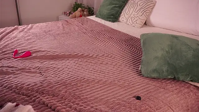 AlbaMesick: онлайн-секс-чат