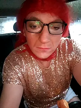 MeskaKurwa1988 网络视讯表演