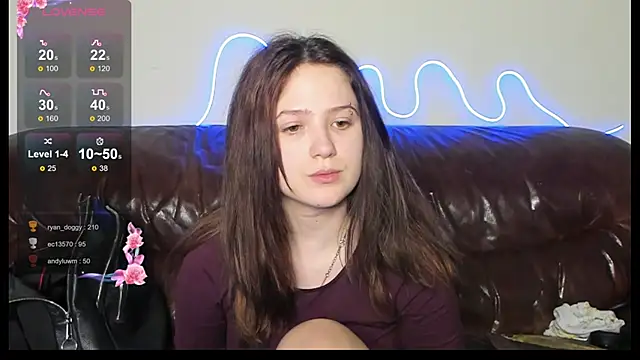 Anora_Miller 现场XXX聊天