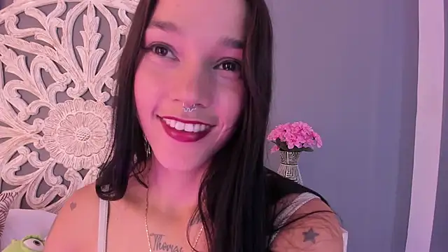XXX chat uživo modela loraineblake