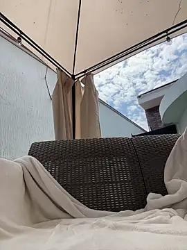 XXX chat uživo modela Namii_cute