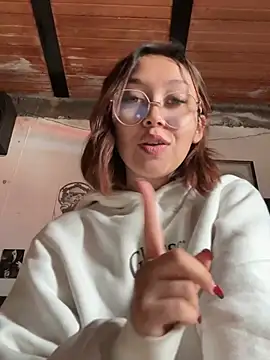 XXX chat uživo modela Charlotte_Mason