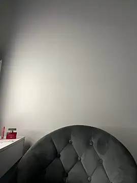 XXX chat uživo modela Just-Lilly