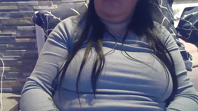 luanahot1 Show Webcam