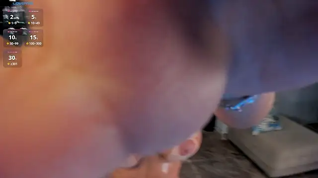 XXX chat uživo modela AbellaCroft