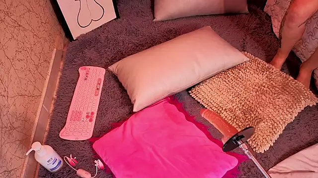 Im-Lola Adlı Modelin Canlı XXX Sohbeti