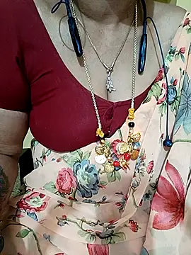 negatamil Adlı Modelin Canlı XXX Sohbeti