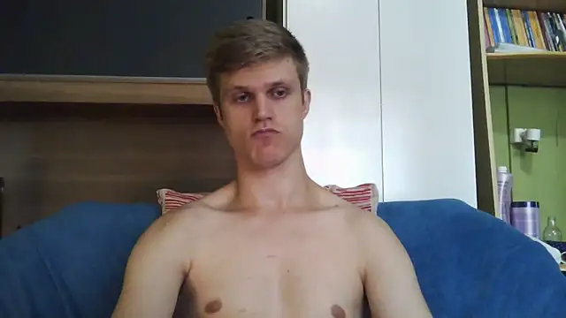 Show de NinhoMorango na webcam