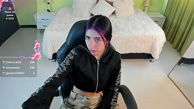 Chat XXX en directo de Celeste_Rous__