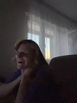 MaryHiggins' Live XXX Chat