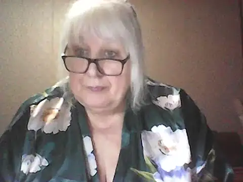 Alexia64231 Show Webcam