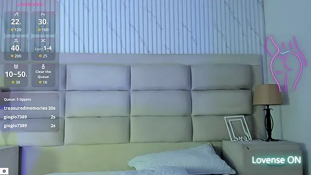 แชท XXX สดของ CarolineFyre