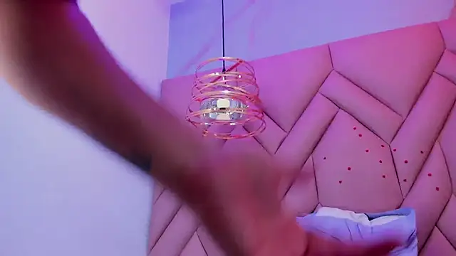 Chat +18 de Ibbie_drastic ao vivo