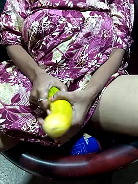 call_me_rani143 Show Webcam