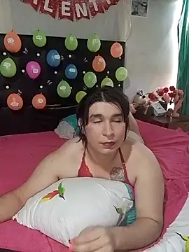 Webkamerová show Kaissydoll