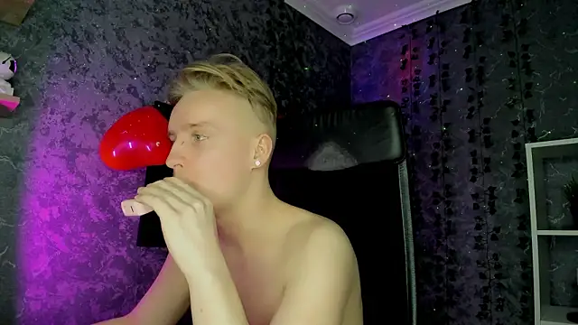 AlexxSweet élő XXX-chatje