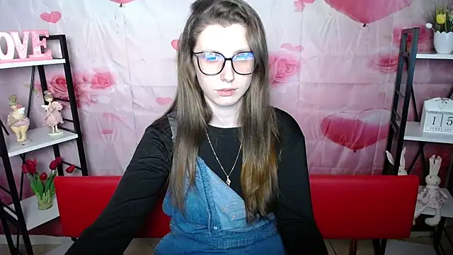 Show modela LilianaShine na web-kameri