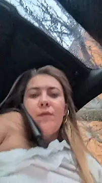 دردشة Risky_julia2330 الجنسية المباشرة