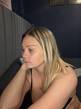 Živý XXX chat Sky25x