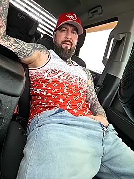 Beardedtattood Live XXX-chat