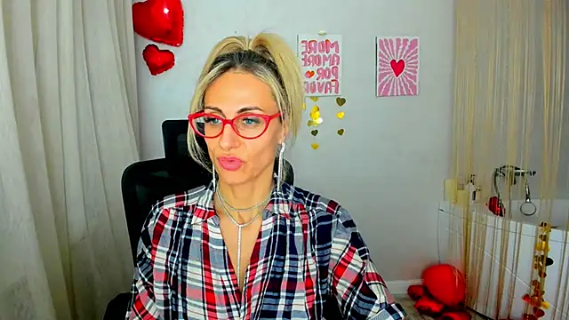 XXX chat uživo modela MuseOfStage