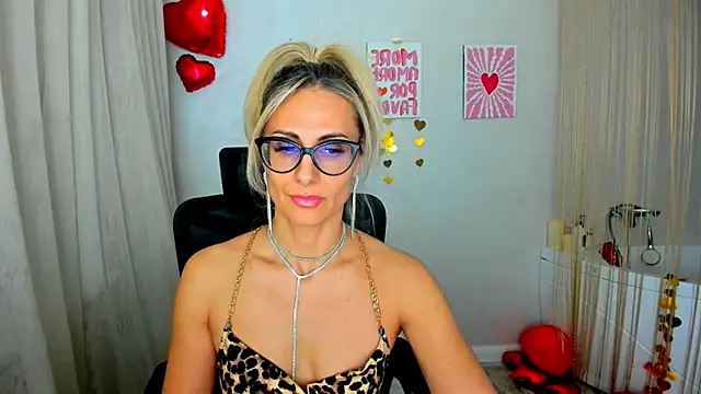 XXX chat uživo modela MuseOfStage