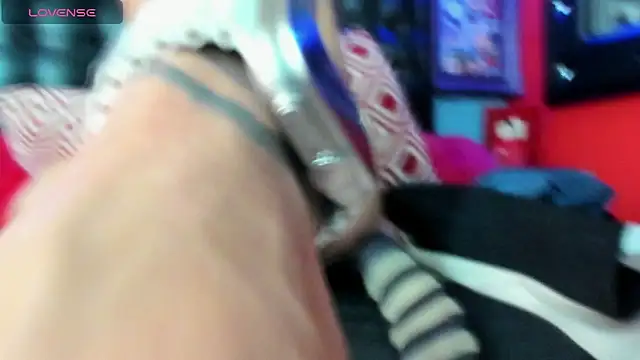 Aiden_Cash7 Adlı Modelin Canlı XXX Sohbeti