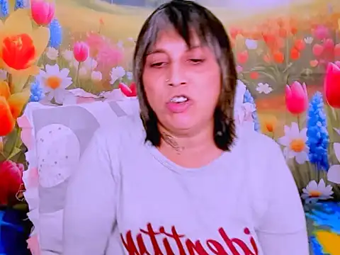 دردشة indianroxy الجنسية المباشرة