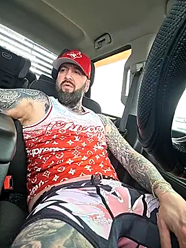 Chat XXX Live Beardedtattood