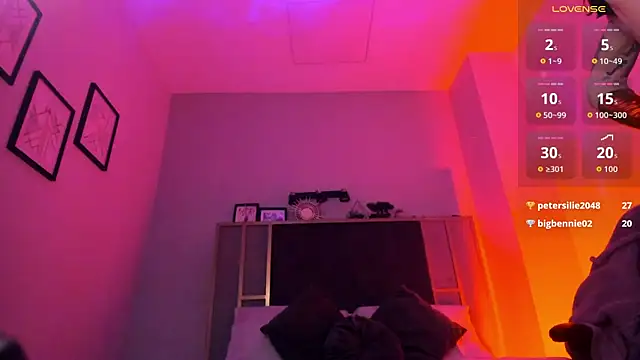 Luna_tagliaferri: онлайн-секс-чат