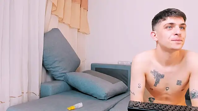 XXX chat uživo modela honeyraf