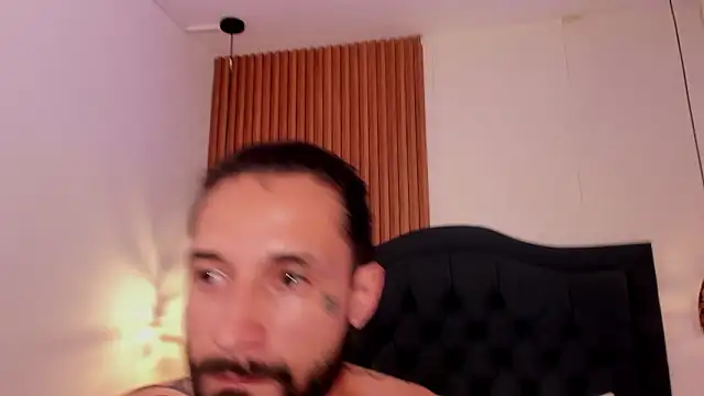 Chat +18 de Hisoka_011 ao vivo