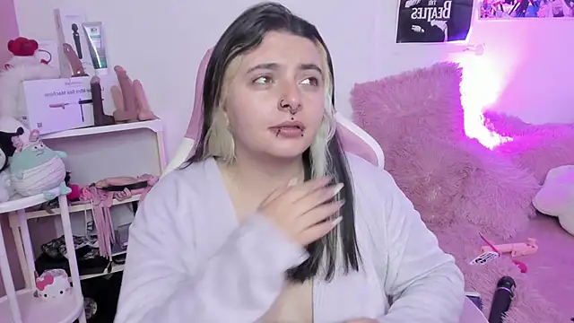 แชท XXX สดของ Sachi_Meow