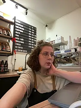 cinnabon_'s Live XXX Chat