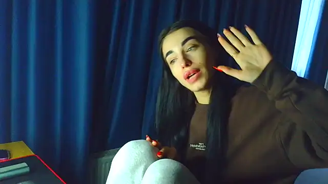 XXX chat uživo modela Vlada_Elfie